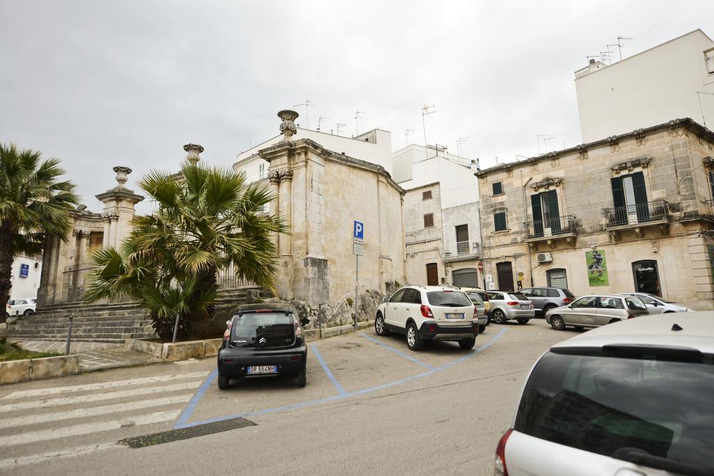Dimora Monumento Apartment Ostuni Bagian luar foto